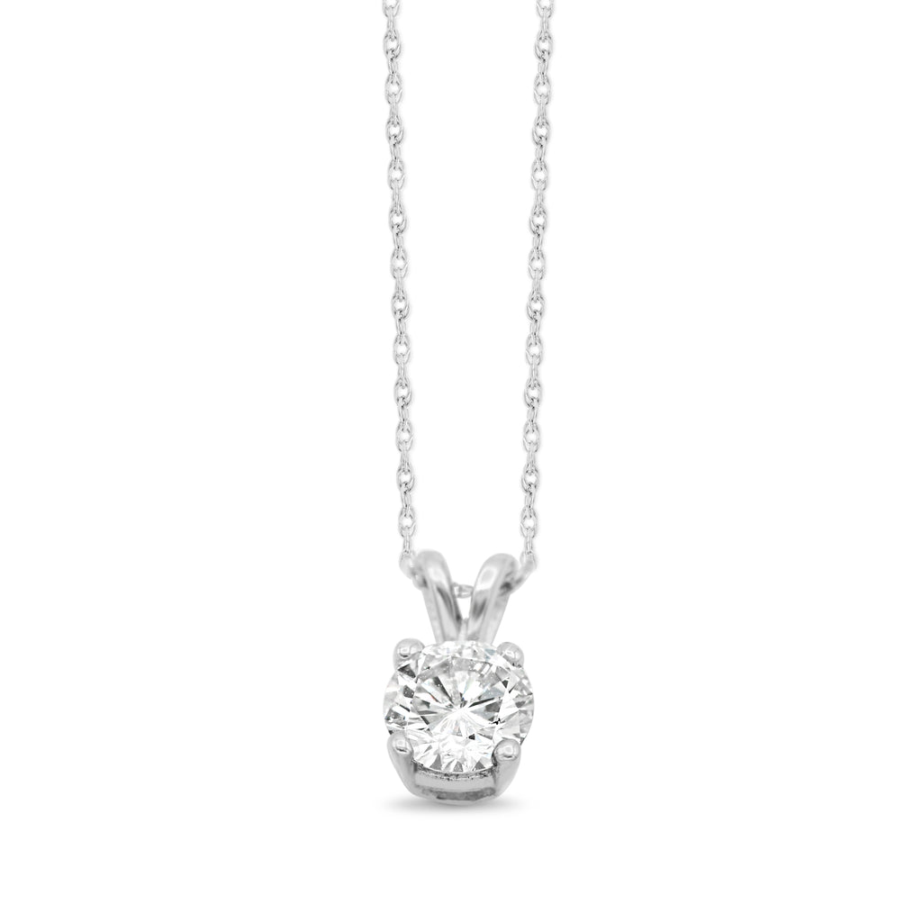 Diamond Pendant in 14KT White Gold Chain ( 0.65ct tw dia )
