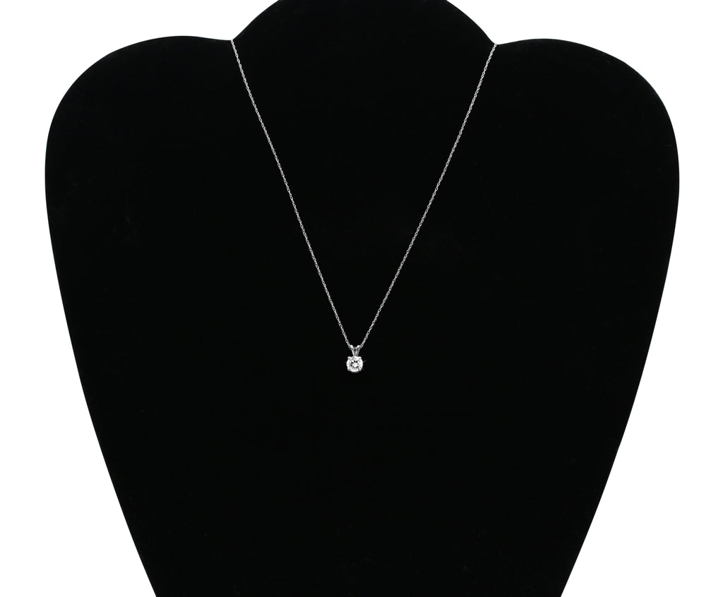 Diamond Pendant in 14KT White Gold Chain ( 0.65ct tw dia )