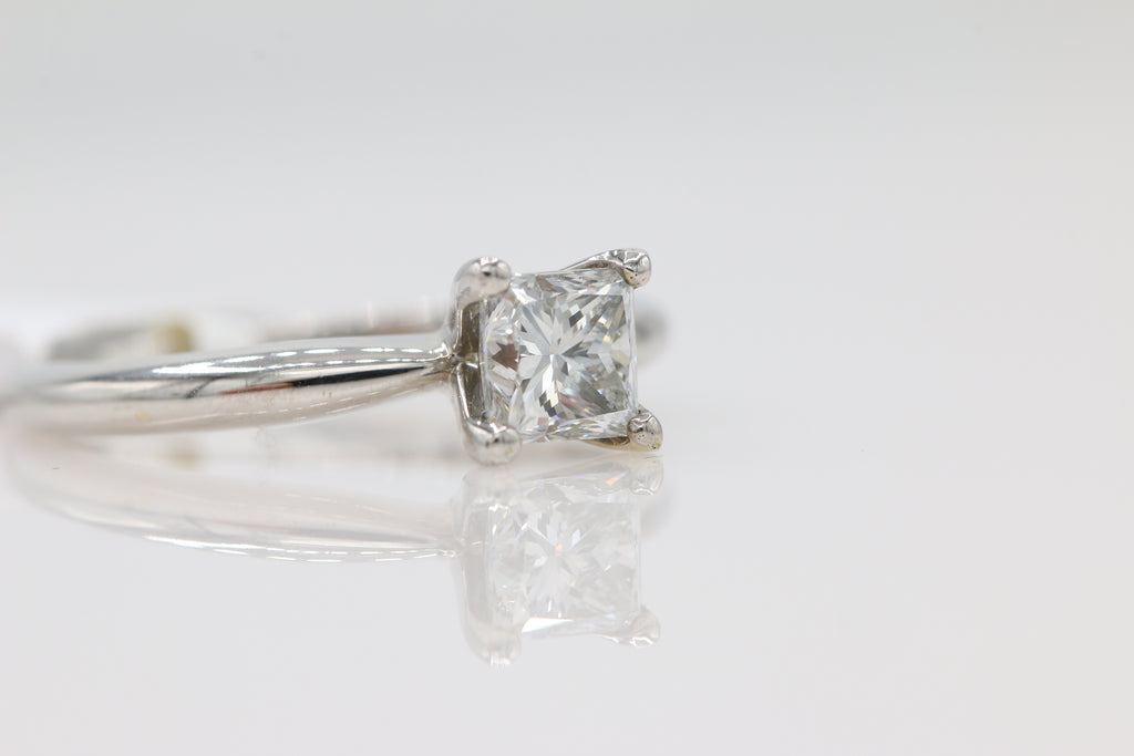 Diamond Solitaire Ring in 14KT White Gold ( 1.01ct tw dia )