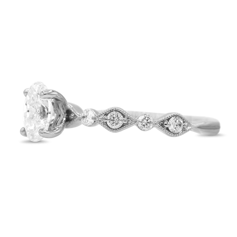 Oval Solitaire Diamond Ring in 14KT White Gold ( 0.91ct tw dia / 0.68ct Oval )