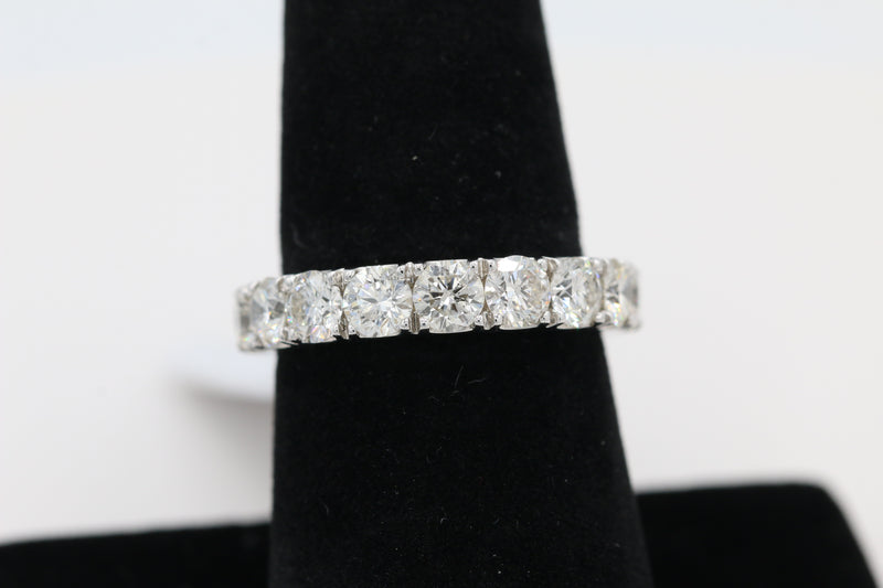 Prong Set Diamond Band Ring in 14KT White Gold ( 2ct dtw )