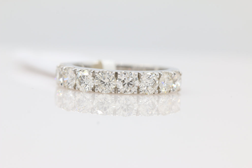 Prong Set Diamond Band Ring in 14KT White Gold ( 2ct dtw )