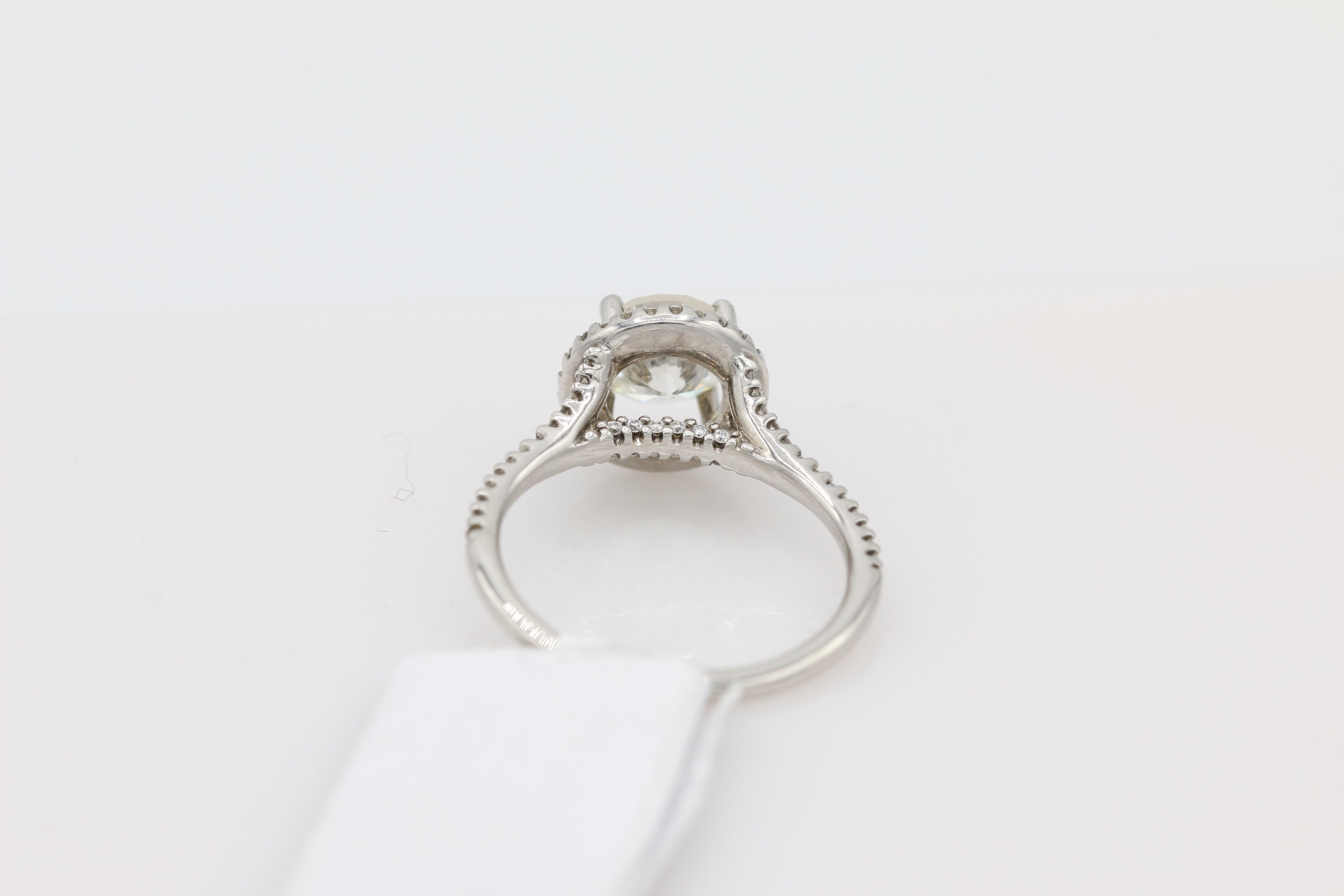 Diamond Halo Split Shank Ring in 18KT White Gold ( 1.51ct dtw / 1.27ct center )