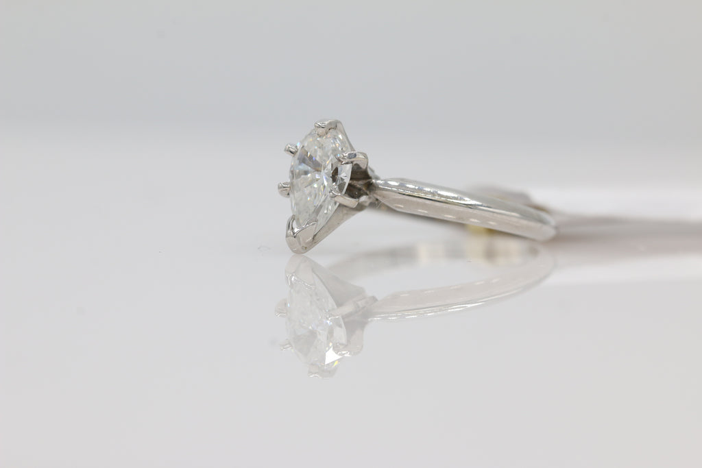 Diamond Band with Milgrain in 14KT White Gold ( 0.25ct tw dia )