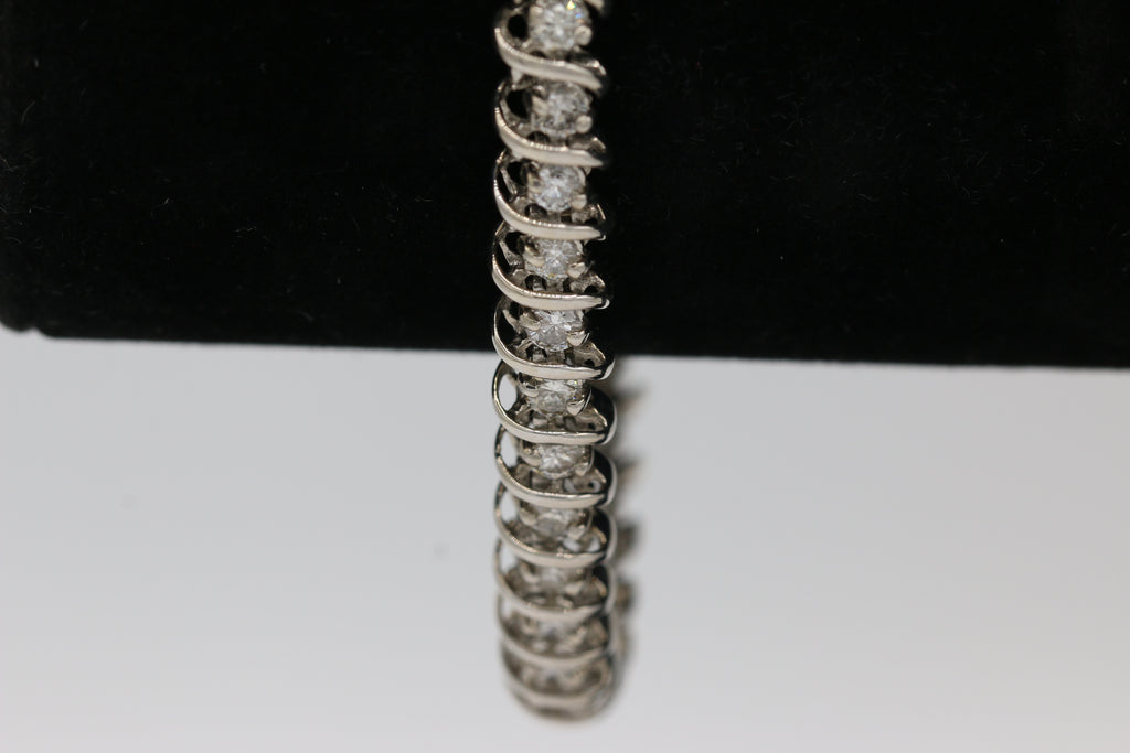 Diamond Tennis Bracelet in 14KT White Gold ( 4ct tw dia )