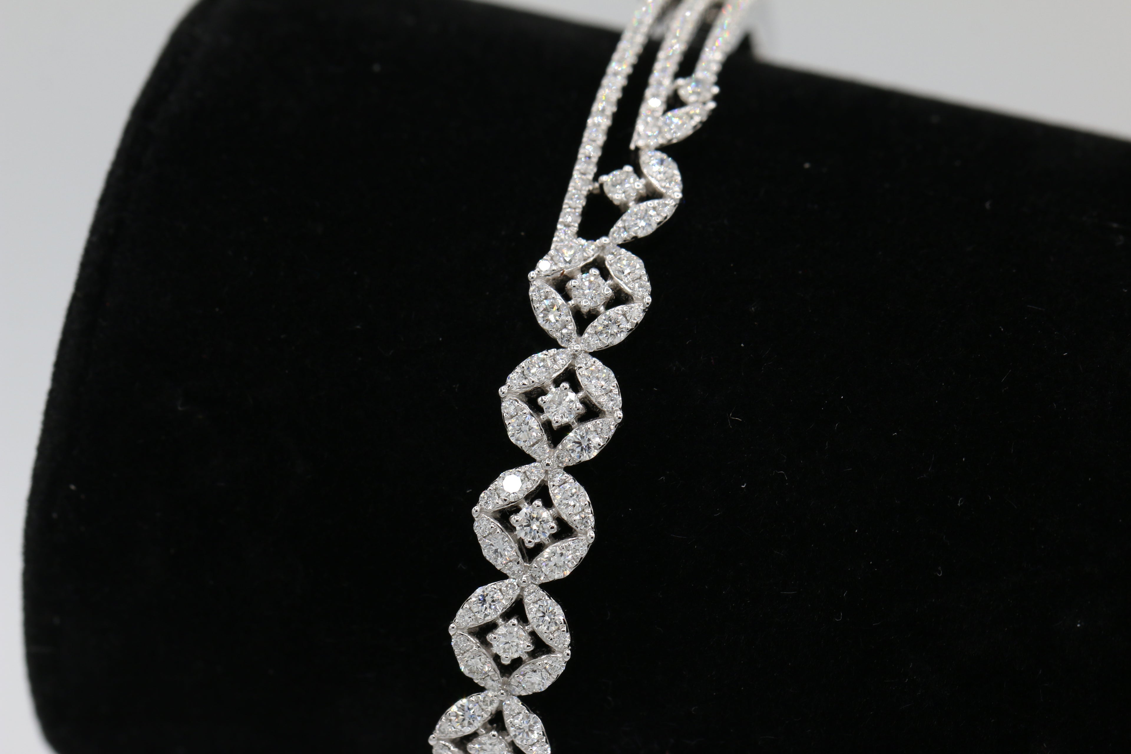Assymetrical Diamond Bracelet in 14KT White Gold ( 1.71ct tw dia )