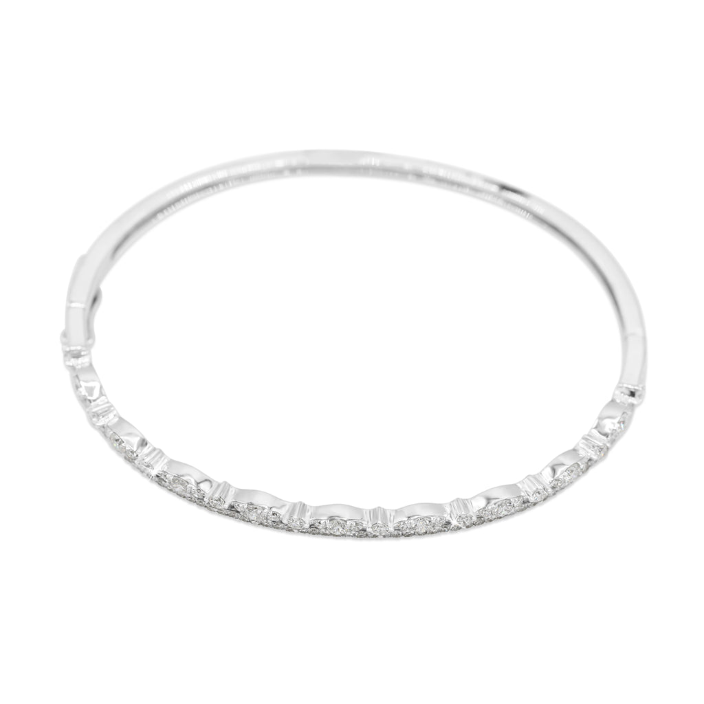 Scalloped Diamond Bangle in 14KT White Gold ( 1.29ct tw dia )