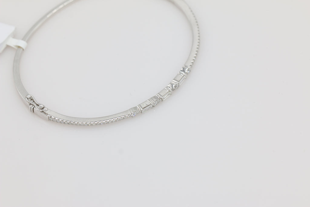 Exquisite Diamond Bangle in 14KT White Gold ( 0.56ct tw dia )