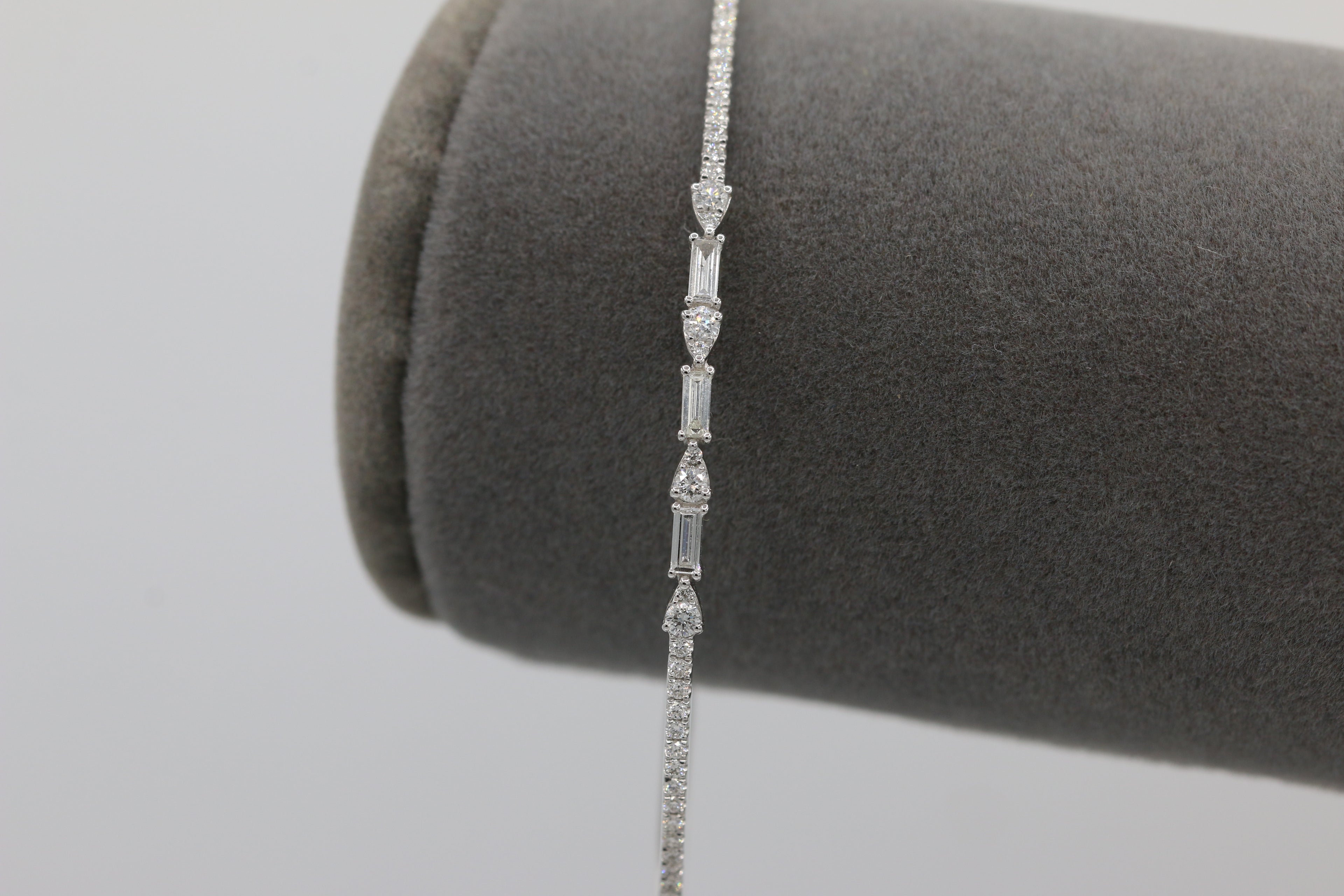 Exquisite Diamond Bangle in 14KT White Gold ( 0.56ct tw dia )