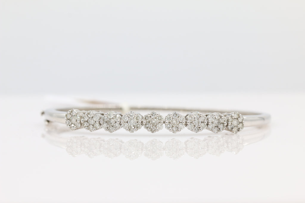 Cluster Floral Diamond Bangle in 14KT White Gold ( 3ct tw dia )
