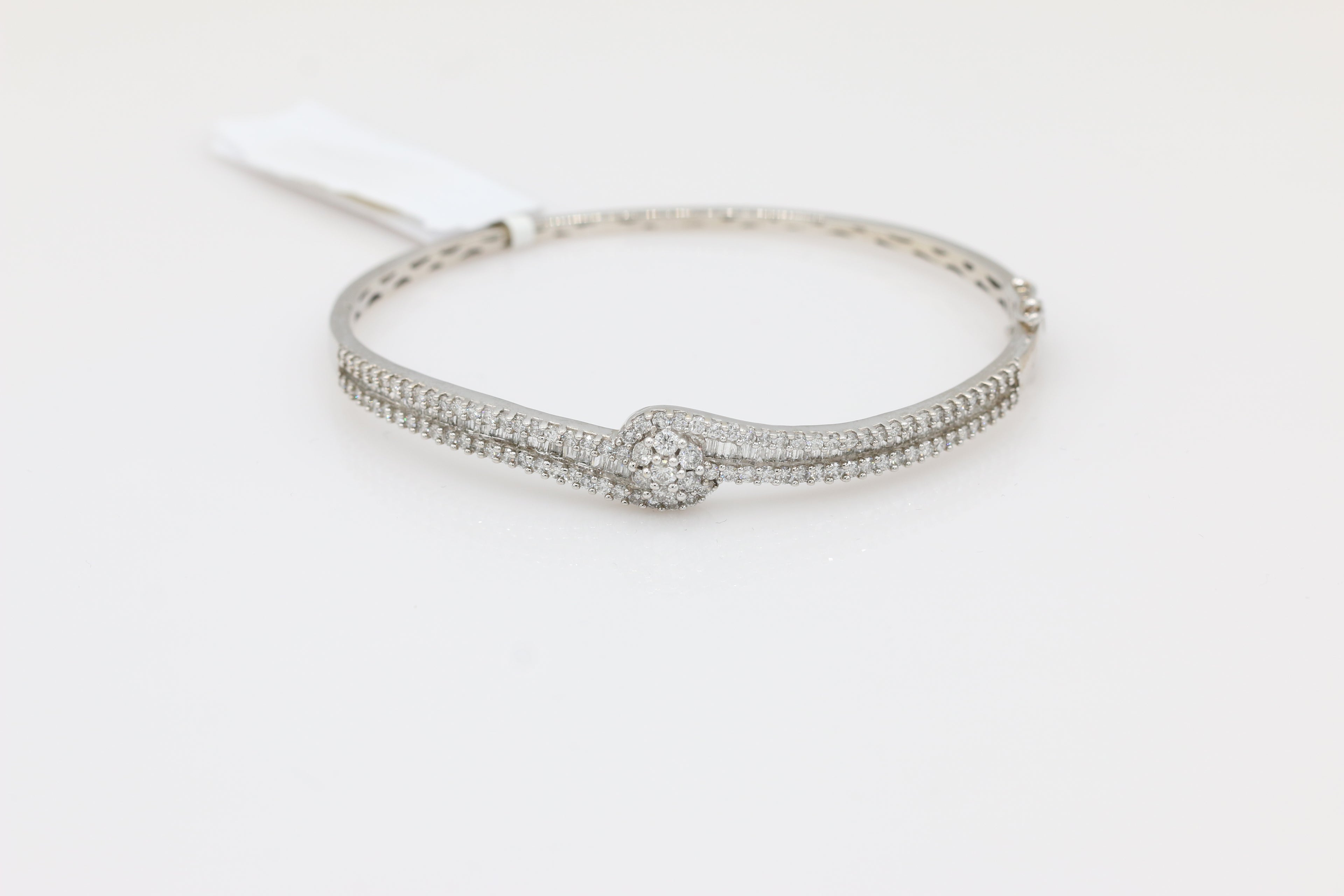 Swirl Baguette Cut Diamond Bangle in 14KT White Gold ( 2ct tw dia )