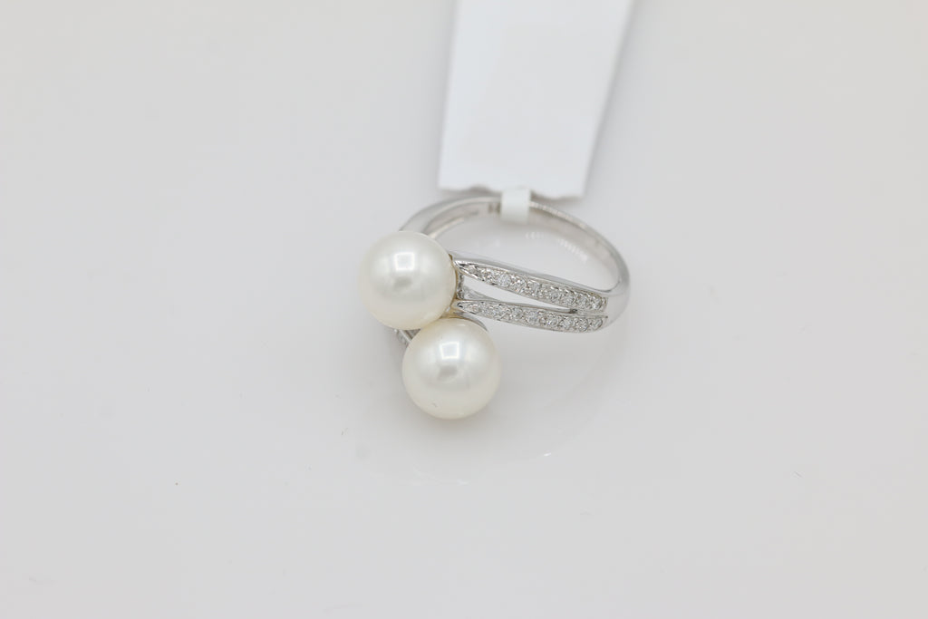 Pearl and Diamond Bypass Ring in 14KT White Gold