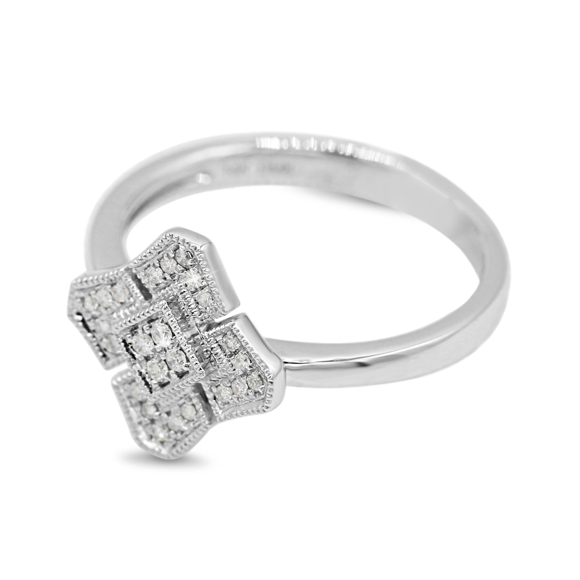 Diamond Cluster Ring in 14KT White Gold ( 0.11ct tw dia )