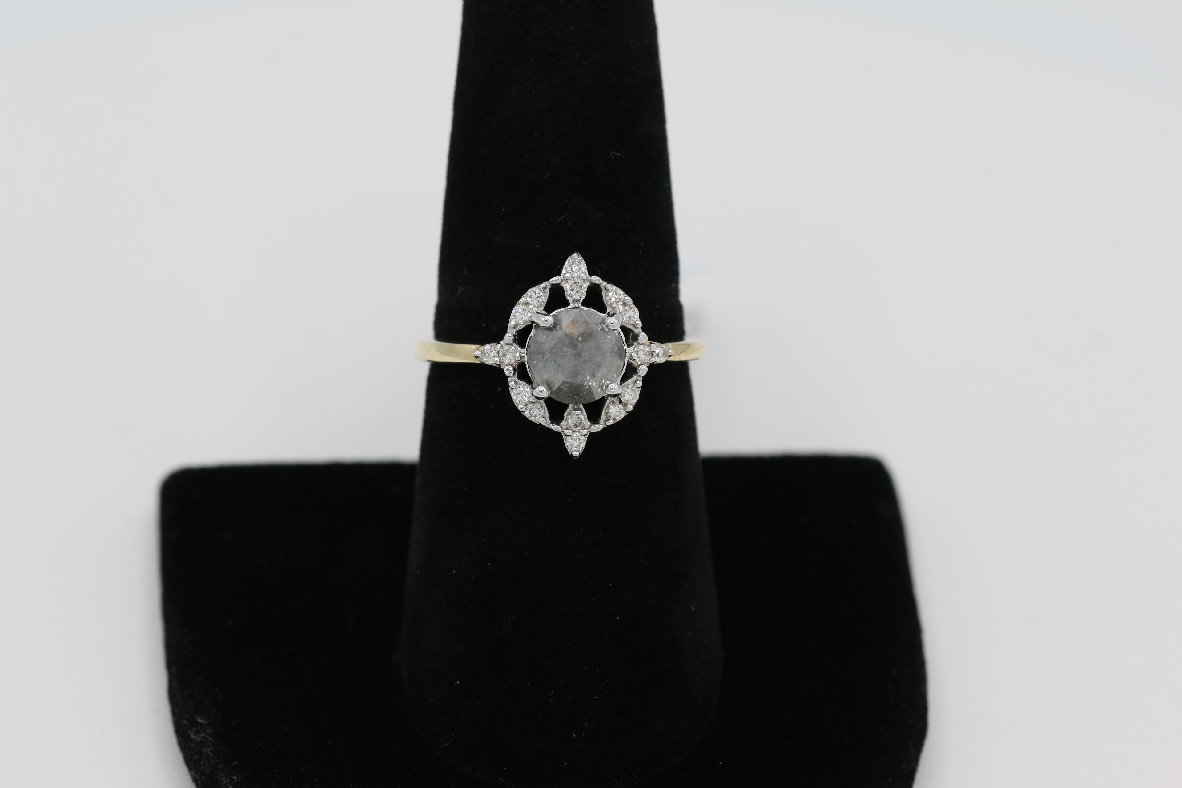 Diamond Salt and Pepper Ring in 14KT Yellow Gold ( 1.25ct dtw )