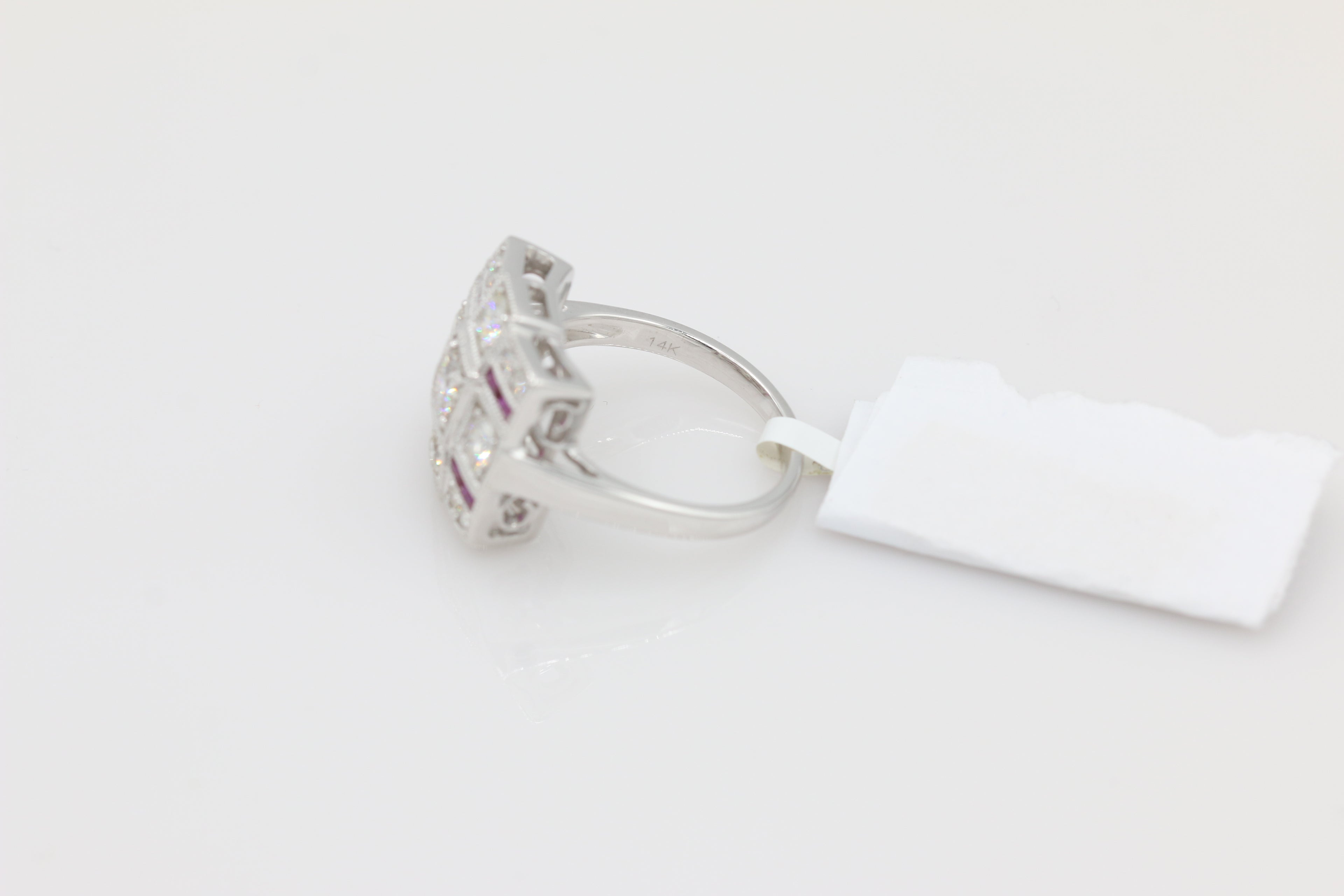 Diamond and Ruby Ring in 14KT White Gold ( 1.05ct dtw )