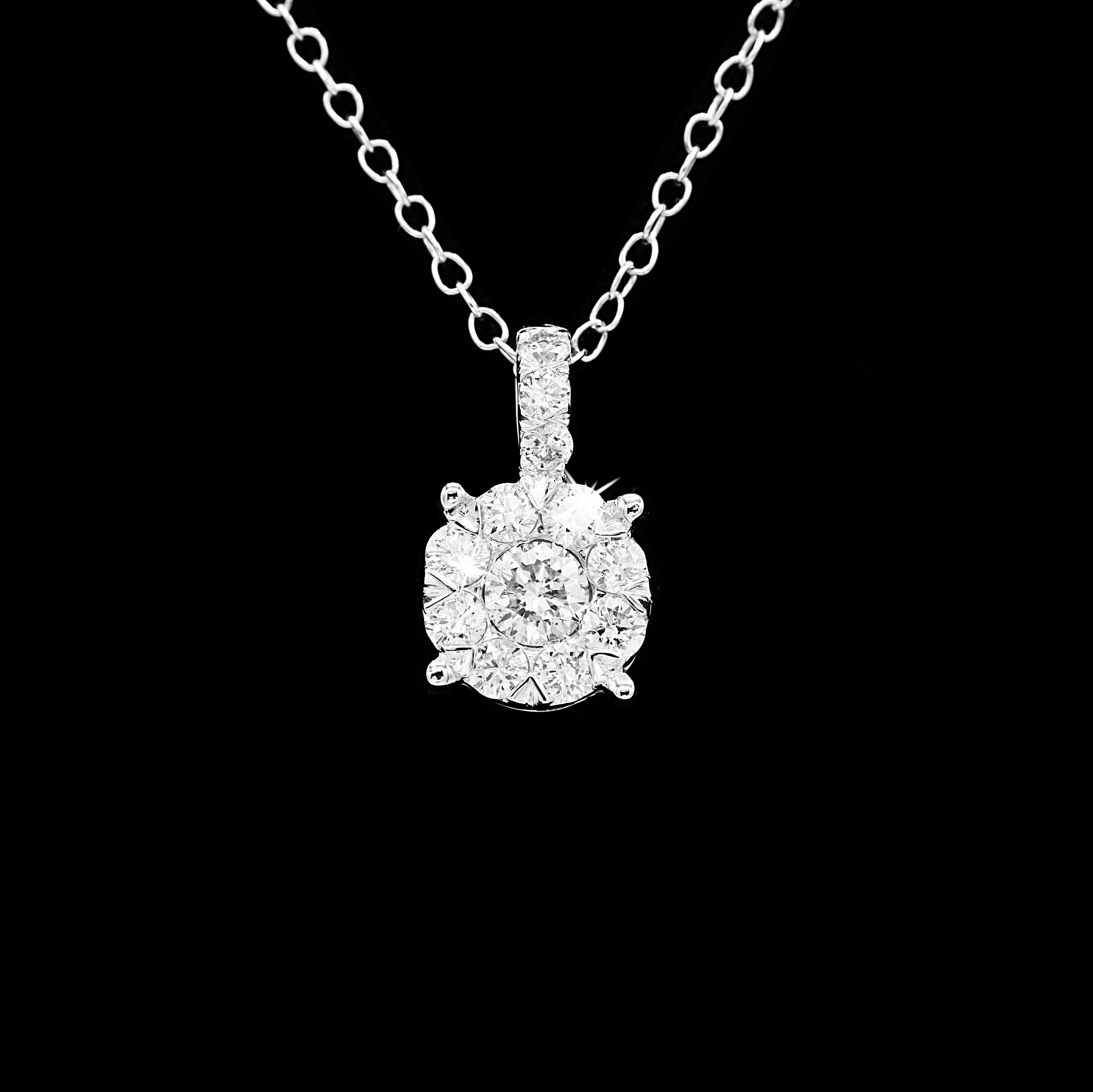 Diamond Cluster Pendant in 14KT White Gold ( 0.50ct tw dia )
