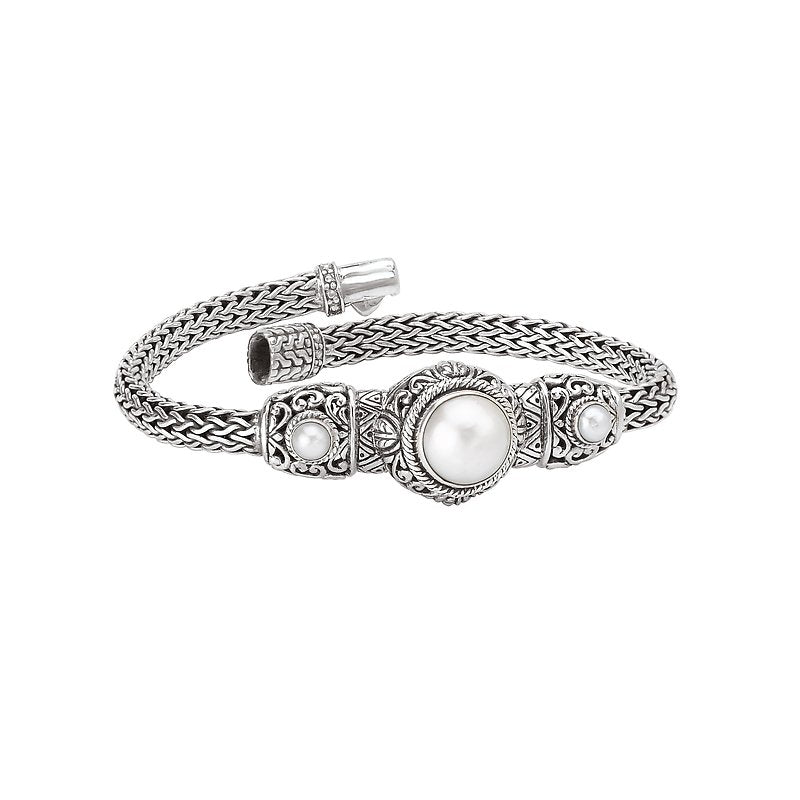 Eleganza Ladies Fashion Pearl Bracelet